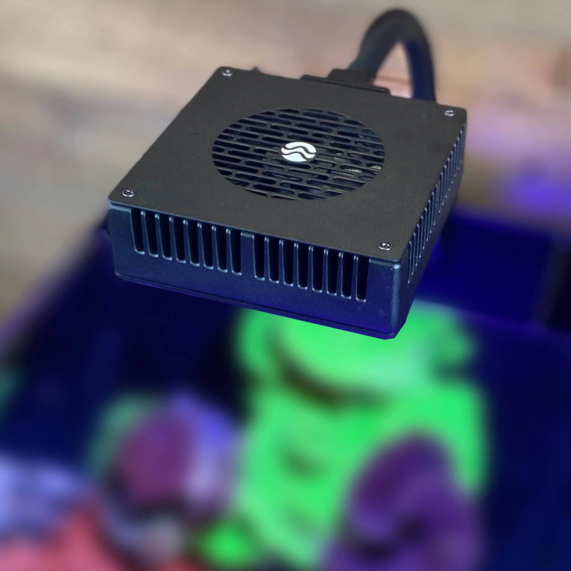 Current USA Orbit R24 Add-on LED Reef Light with LOOP Bluetooth Hub - Black - Image 3