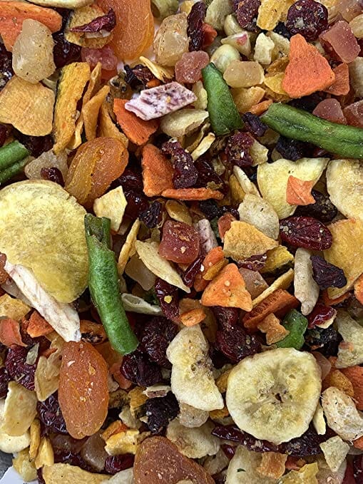 Goldenfeast Veggie Fruit Crunch Treat Mix Parrot Bird Food - 2 Lbs - Image 2