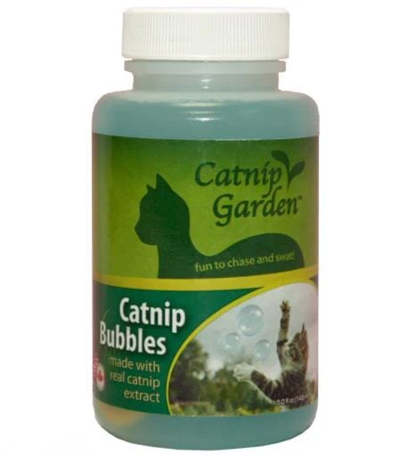Multipet Catnip Garden Cat Bubbles with Catnip Extract - 5 Oz